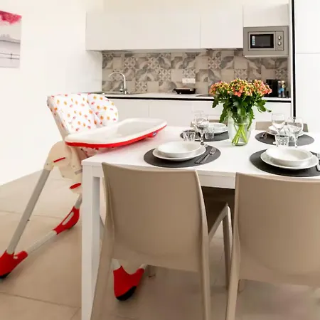 Apartment Sweet *