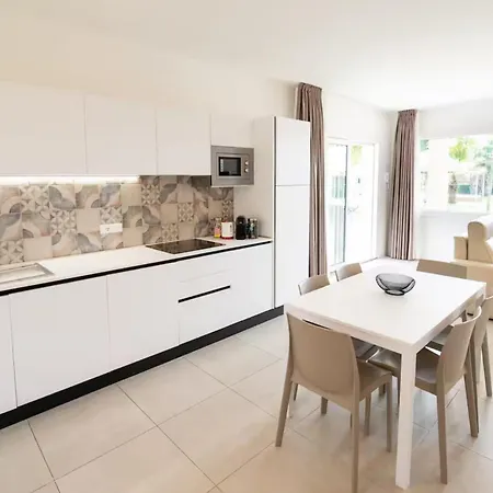 Sweet Apartment